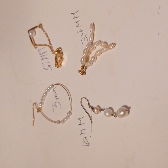 4 PAIR GENUINE PEARL EARRINGS, NEW - Picture 1 of 5